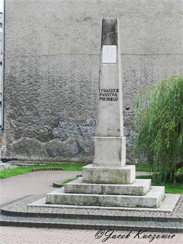 Pomnik 1000-lecia w Boguszowie-Gorcach